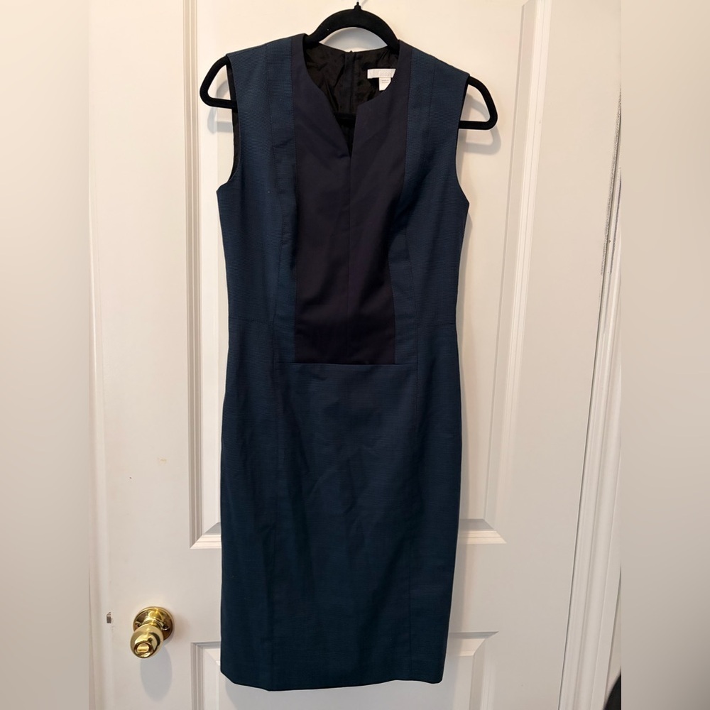 Boss Hugo 100% Wool Sleeveless Navy Sheath Dress with Contrast Panel - Size 4